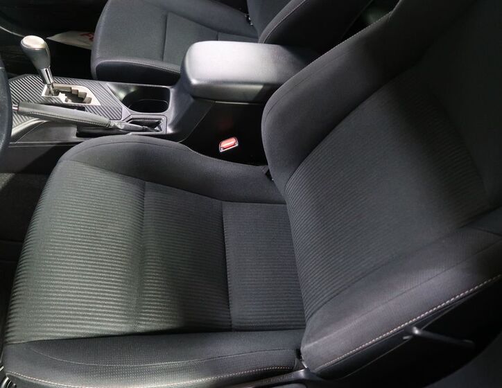 Toyota RAV4 9