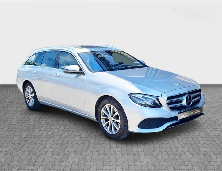 Mercedes-Benz Třídy E 7