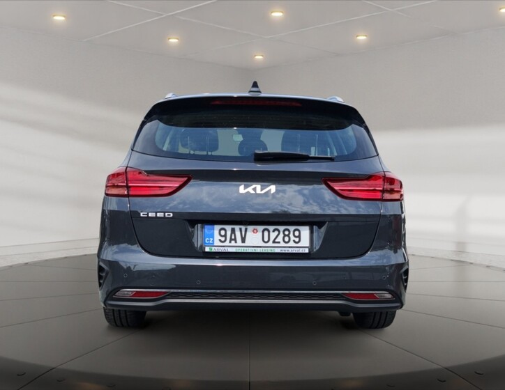 KIA Ceed 4