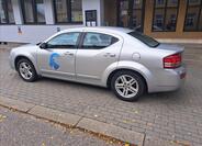 Dodge Avenger 6
