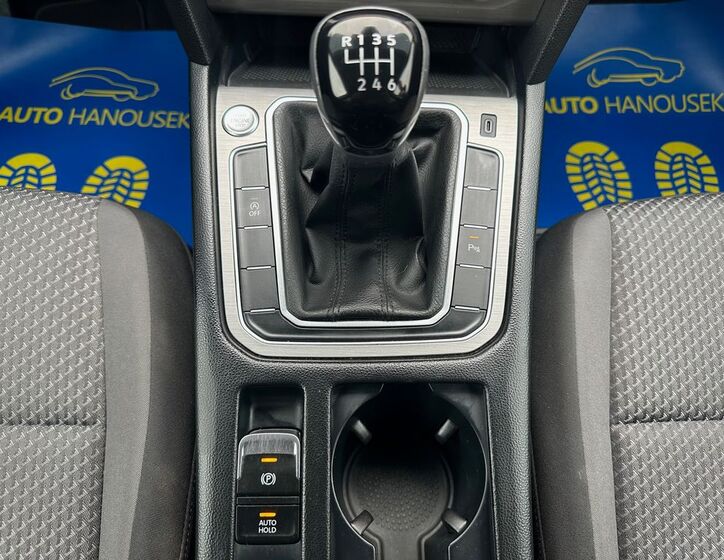 Volkswagen Passat 12