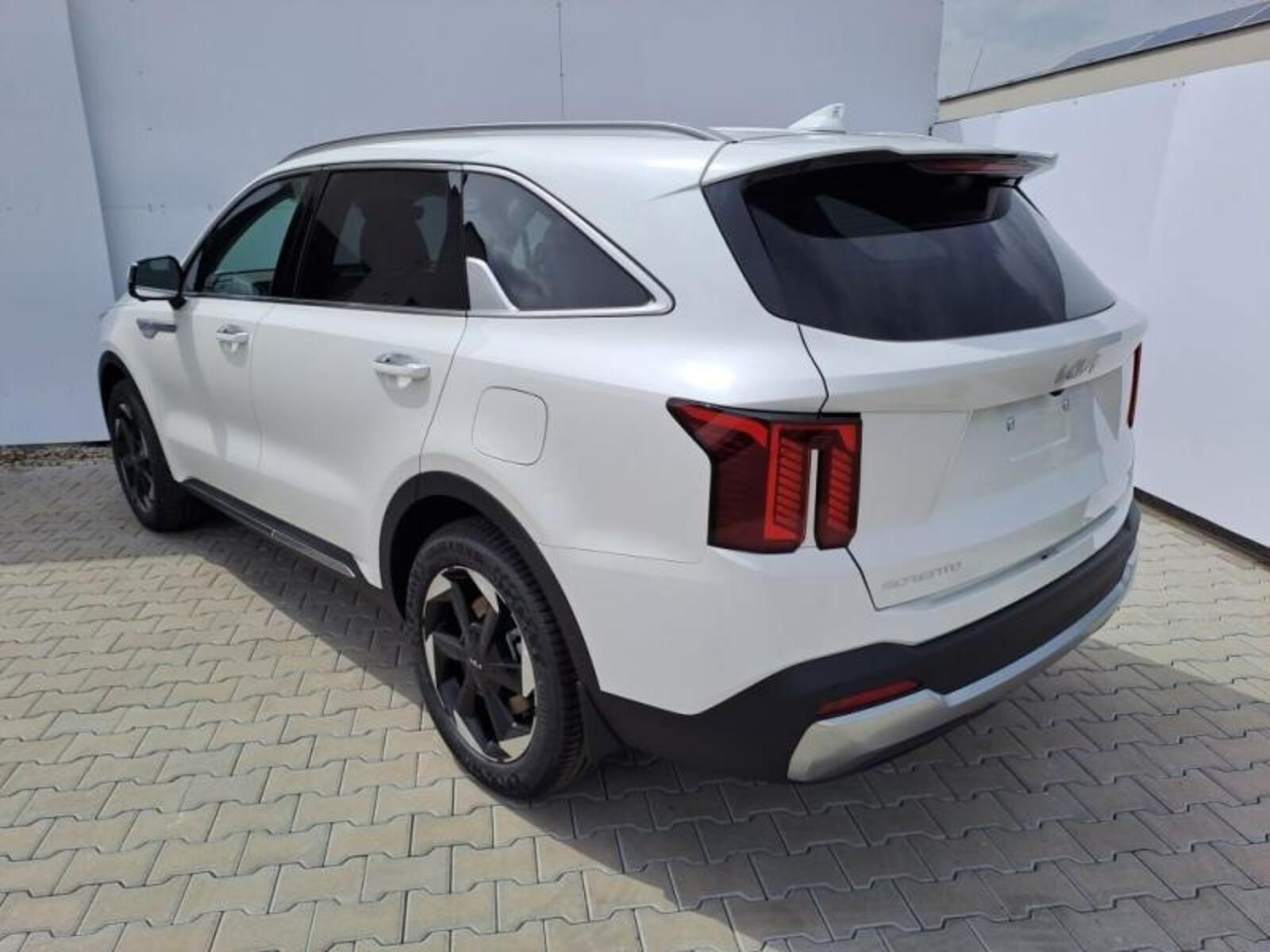 KIA Sorento 6