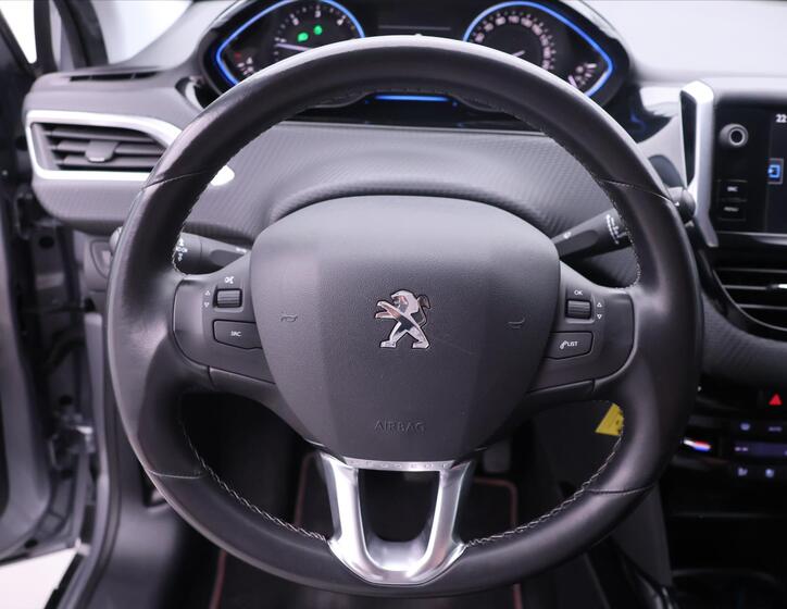 Peugeot 2008 19