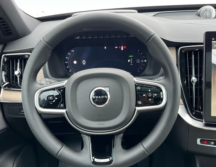 Volvo XC90 9