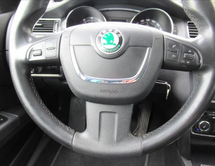 Škoda Superb 13