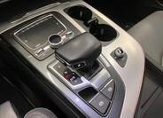 Audi Q7 12
