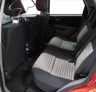 Suzuki SX4 8