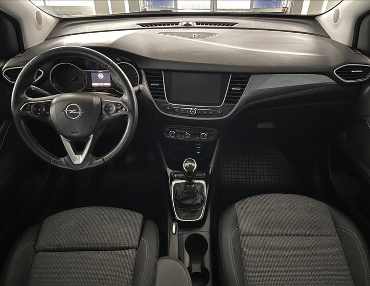 Opel Crossland 8