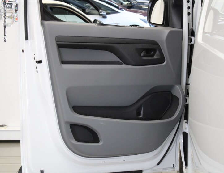 Peugeot Expert 13