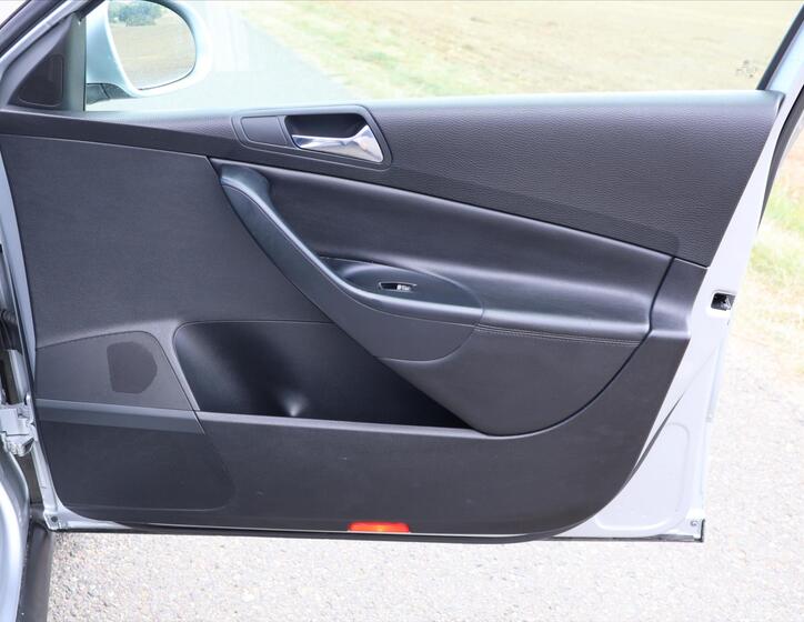 Volkswagen Passat 13