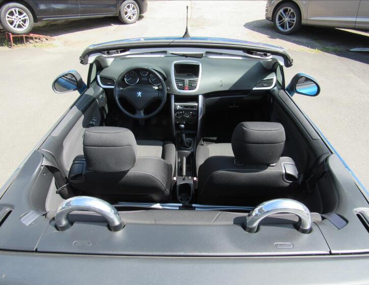 Peugeot 207 8