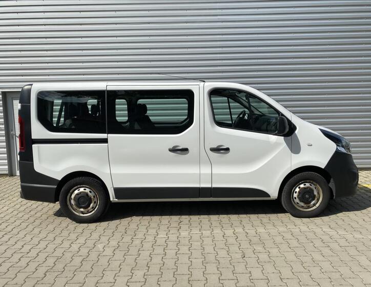 Opel Vivaro 24