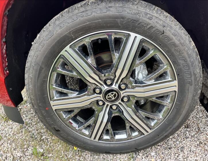 Toyota Sequoia 38