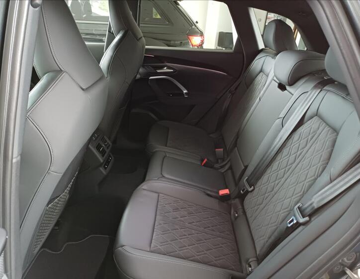 Audi Q5 10