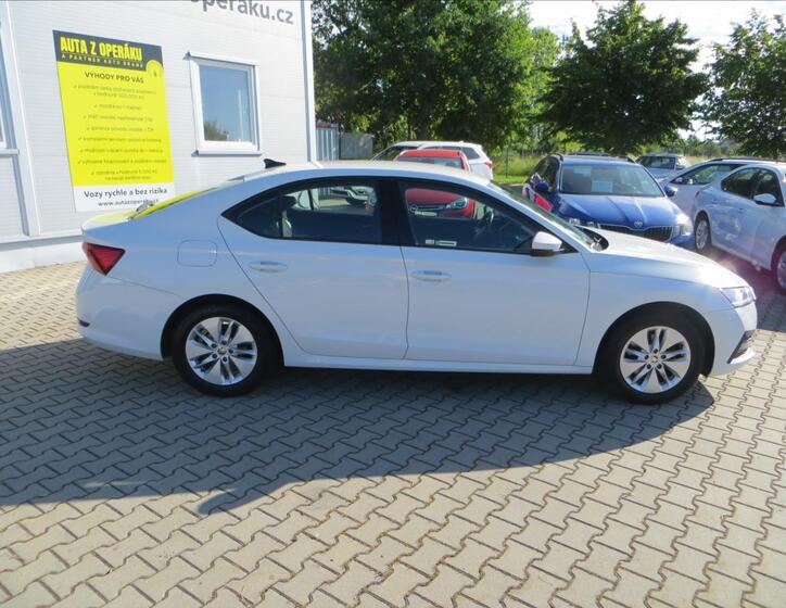 Škoda Octavia 10