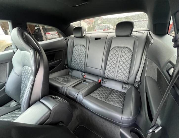 Audi S5 13