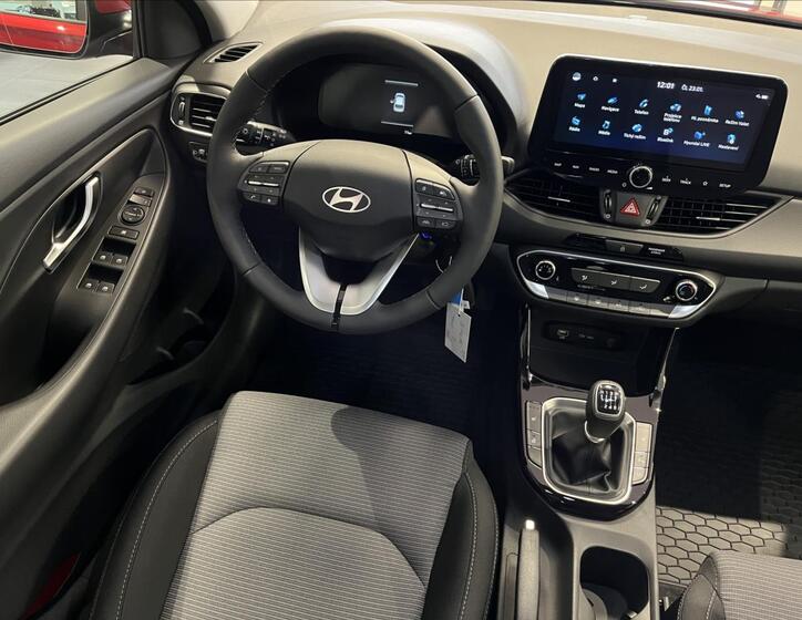 Hyundai i30 9
