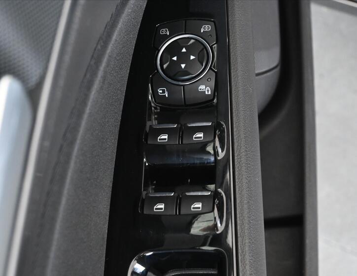 Ford Mondeo 25