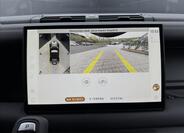 Land Rover Defender 22