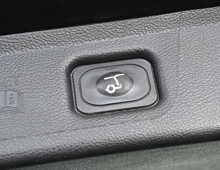 Ford S-MAX 32