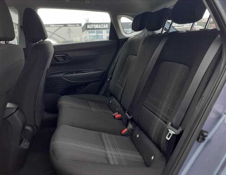 Hyundai i20 11