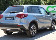 Suzuki Vitara 5