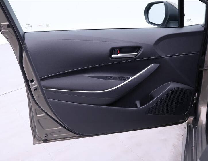 Toyota Corolla 10