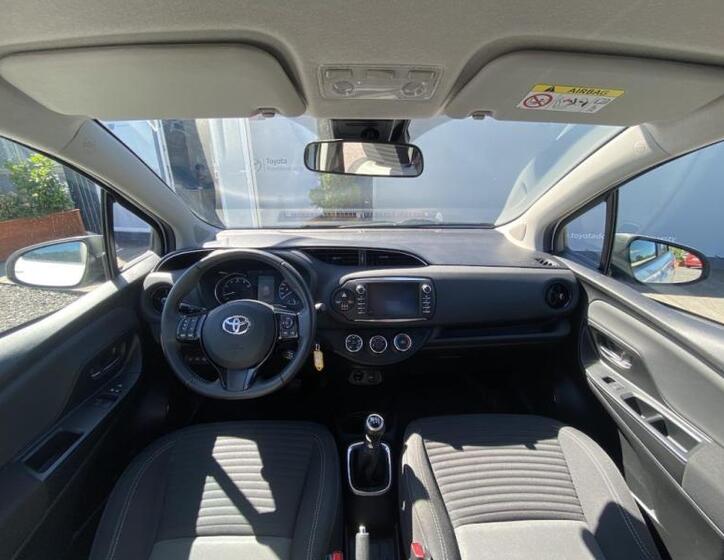 Toyota Yaris 14