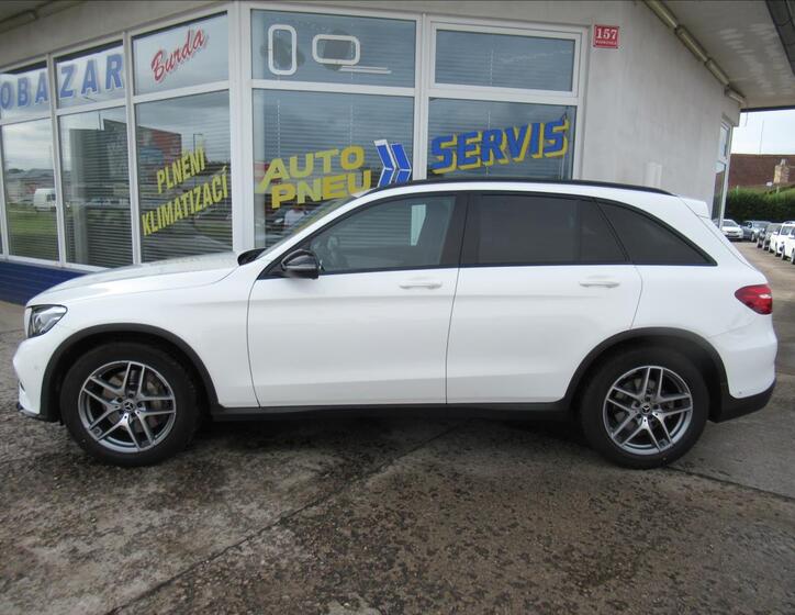 Mercedes-Benz GLC 8
