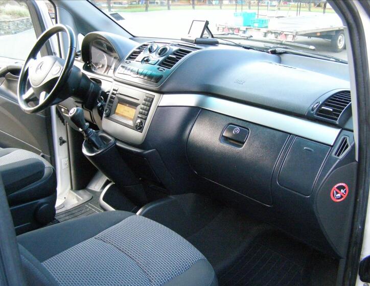 Mercedes-Benz Vito 19