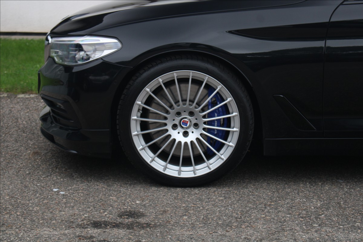 Alpina D5