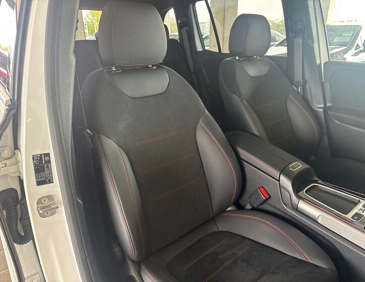 Mercedes-Benz EQB 19