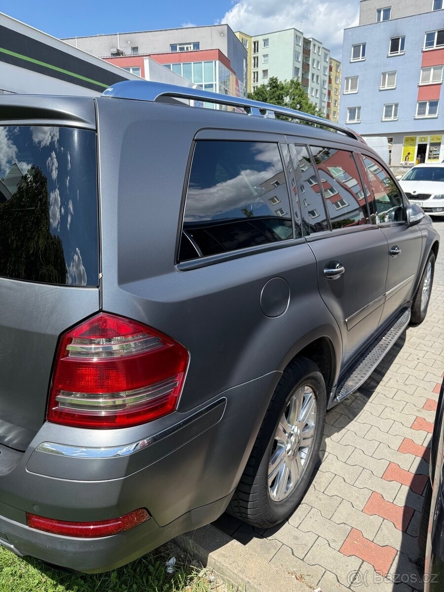 Mercedes-Benz GL