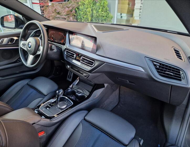 BMW Řada 2 13