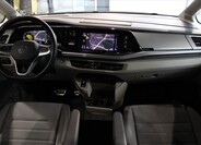 Volkswagen Multivan 11