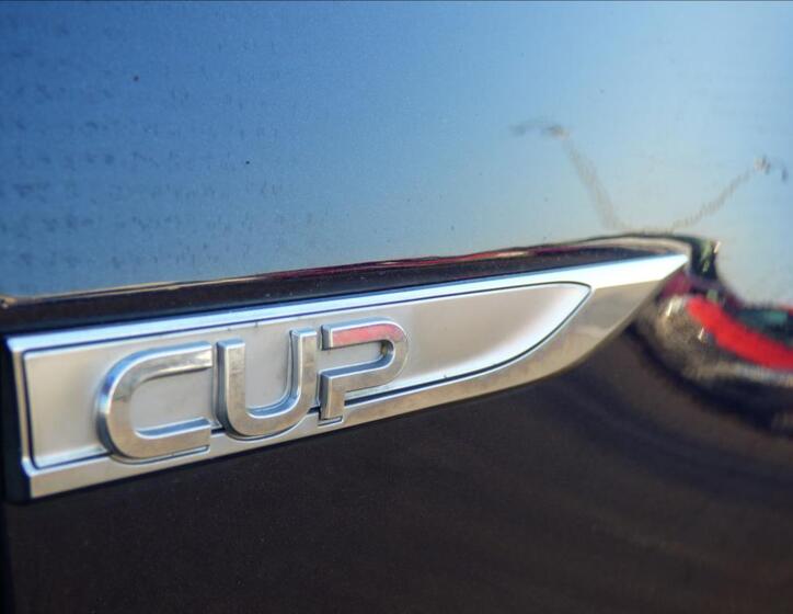 Volkswagen Golf 9