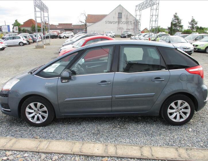Citroën C4 Picasso 8