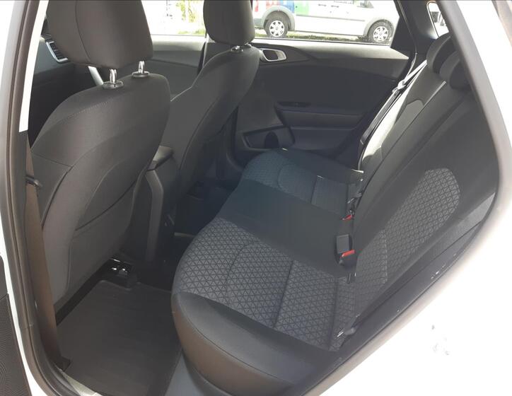 KIA Ceed 9
