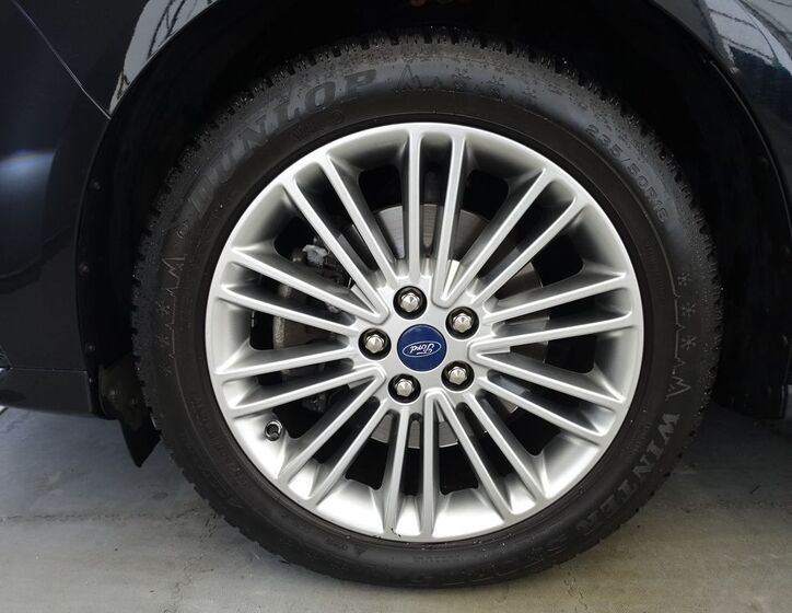 Ford Galaxy 33
