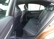 Toyota Camry 9