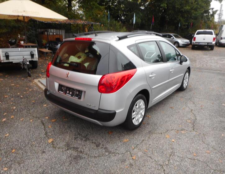 Peugeot 207 5