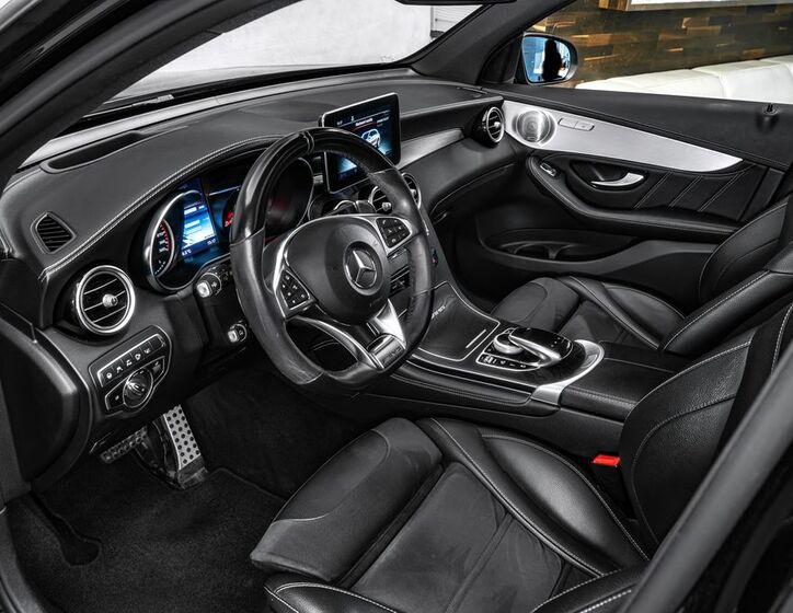 Mercedes-Benz GLC 10