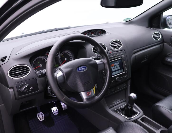 Ford Focus 22