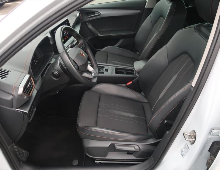 Cupra Formentor 10
