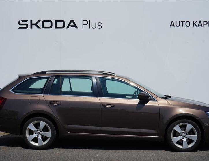 Škoda Octavia 6