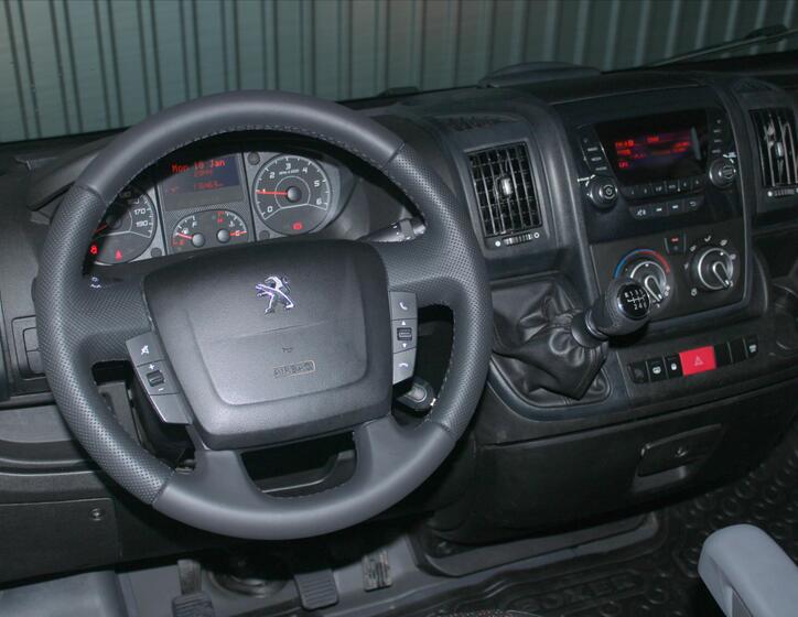 Peugeot Boxer 11