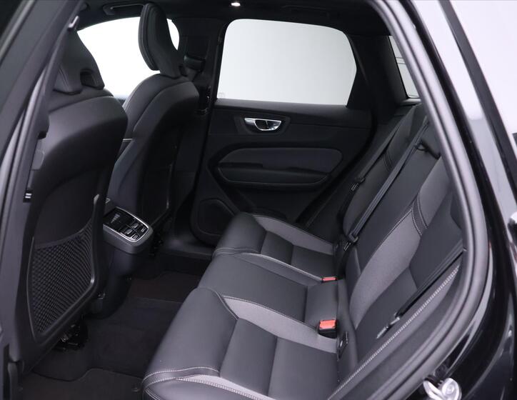 Volvo XC60 15