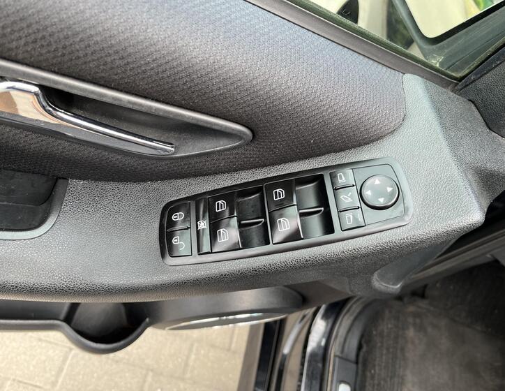 Mercedes-Benz Třídy B 10