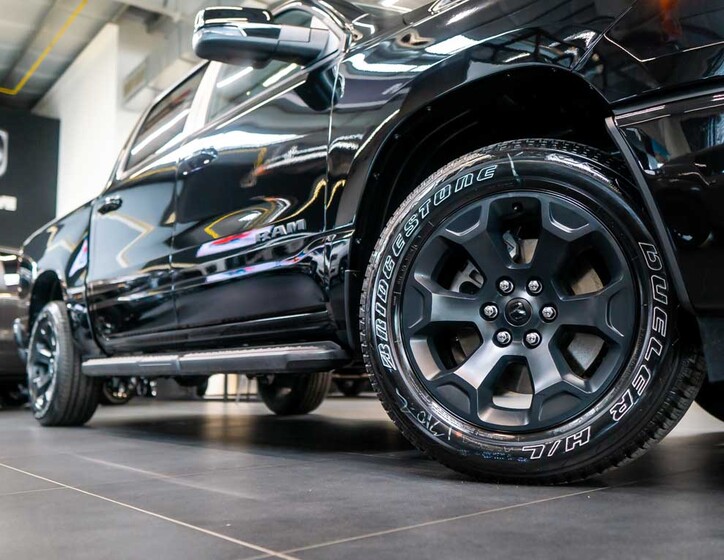 Dodge RAM 40