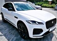 Jaguar F-Pace 12